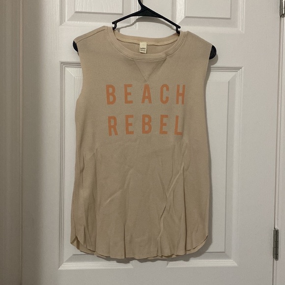 Waffle Knit Graphic Tank - Picture 5 of 9